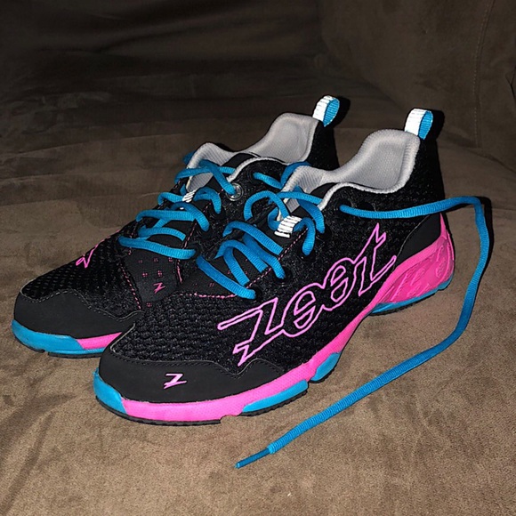 Zoot Sports 🏃🏼‍♀️ ‘Banyan’ Sneakers - Picture 2 of 8